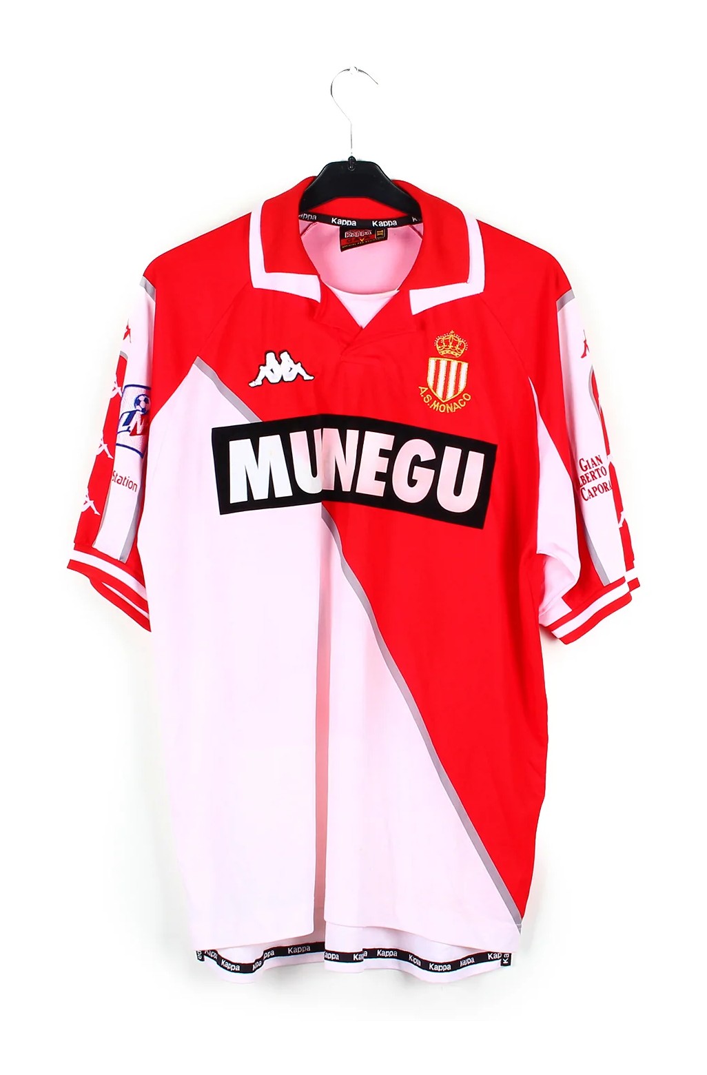 Primera equipación de Monaco 98-99