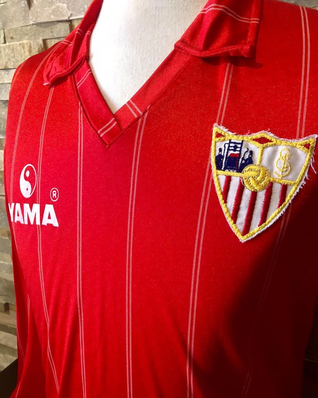 Sevilla FC 83-84 Visitante 2