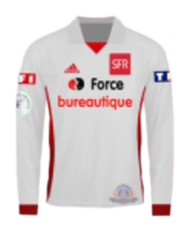 Segunda equipación de Paris Saint-Germain 02-03