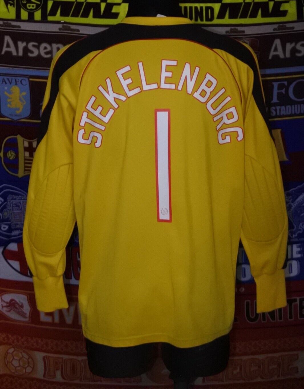 Ajax Amsterdam 08-09 Portero 2