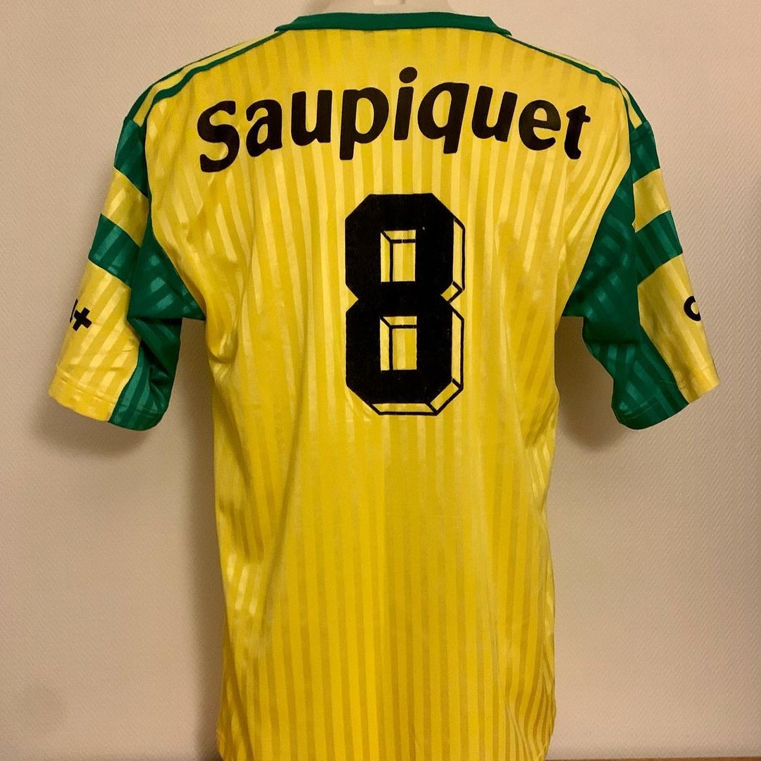 FC Nantes 91-92 Local 3