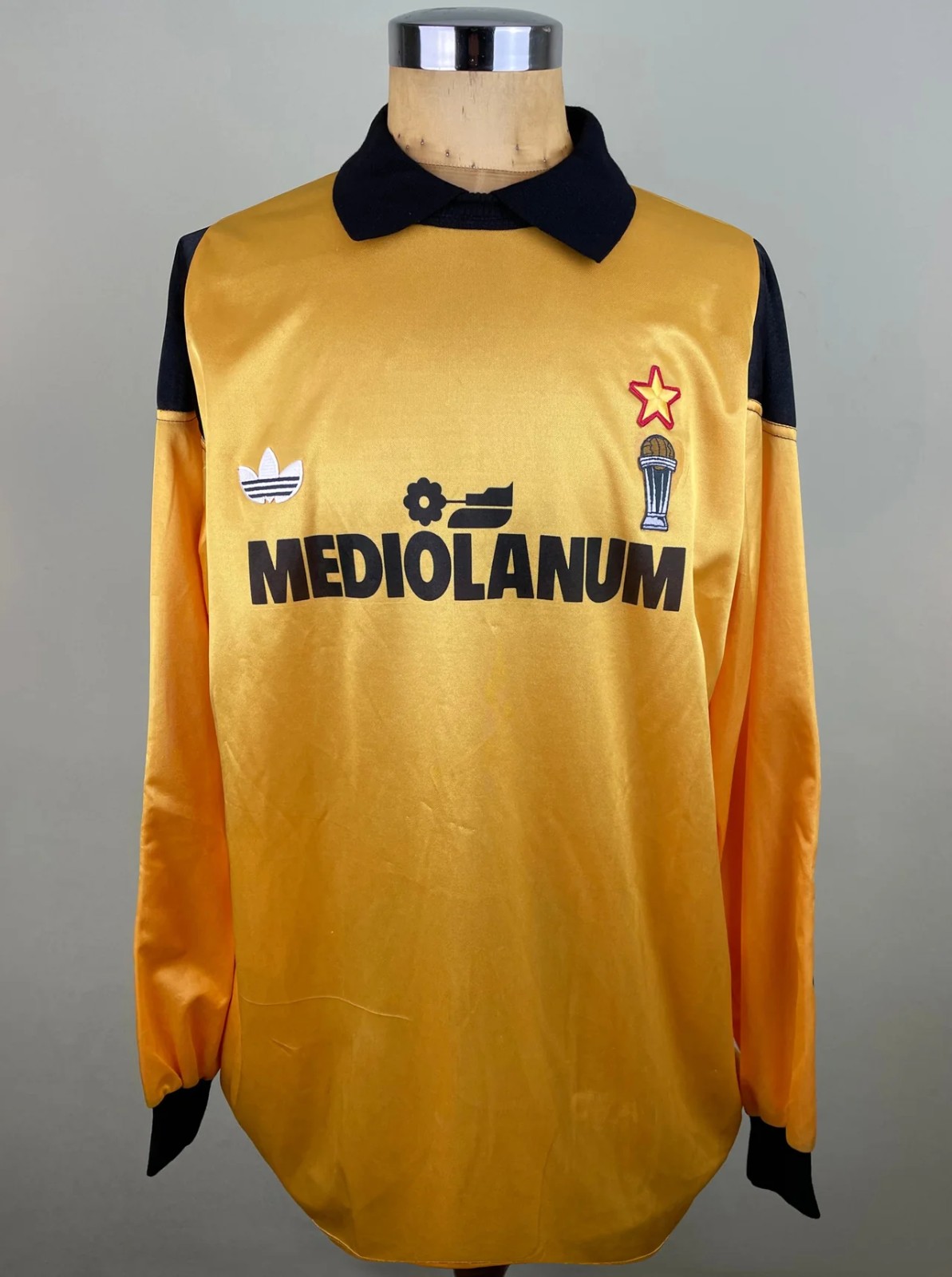 Equipación de portero de Milan 90-91