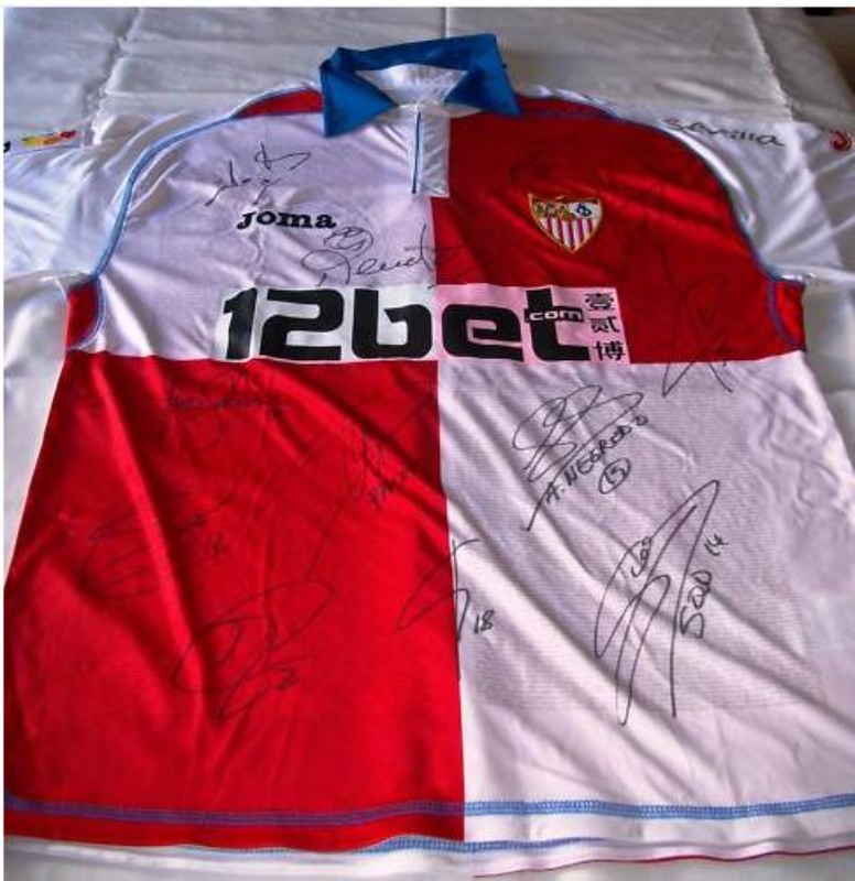 Segunda equipación de Sevilla FC 09-10