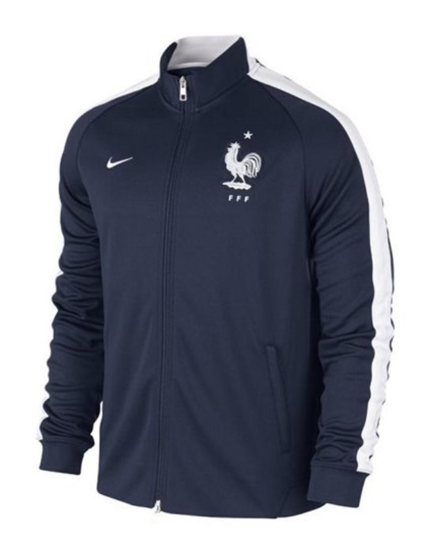 Equipación especial de Francia 2015