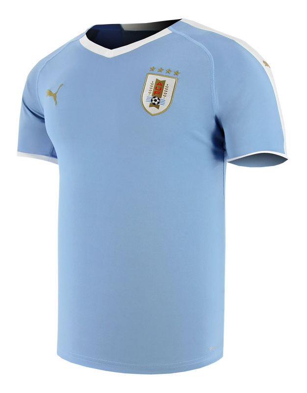 Primera equipación de Uruguay 2019