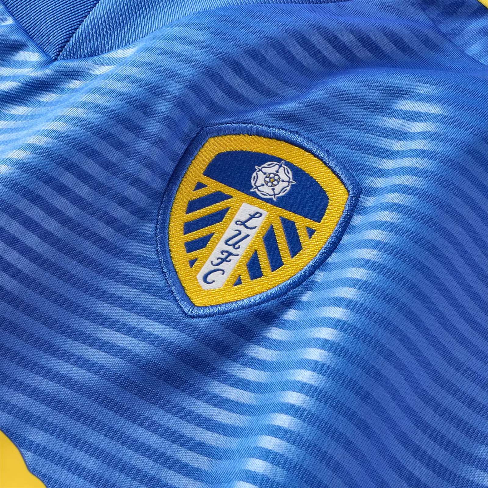 Leeds United 25-26 Visitante 3