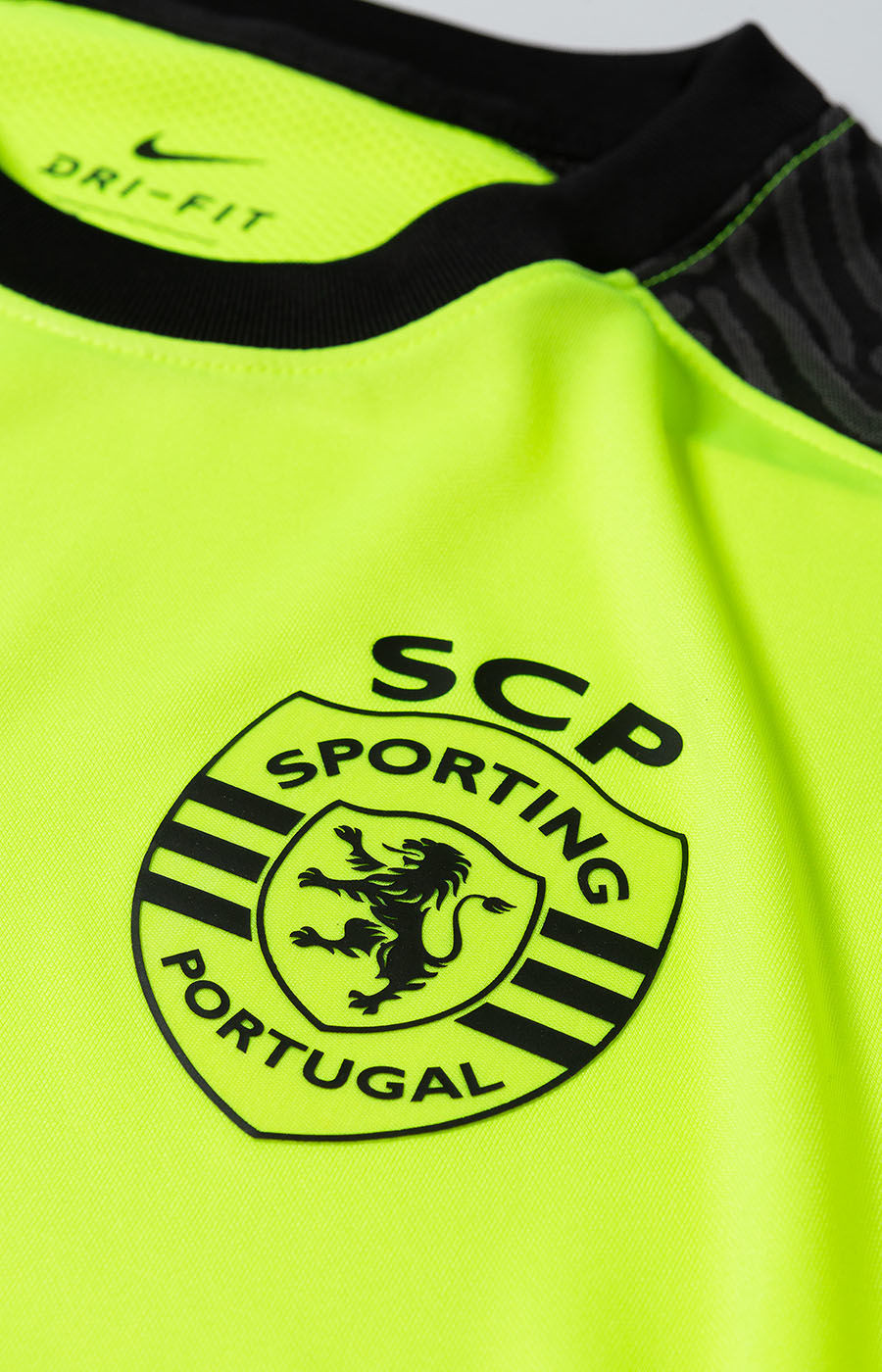 Sporting CP 21-22 Visitante 4