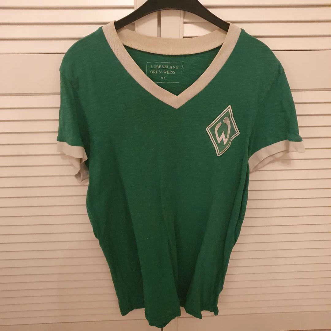Segunda equipación de Werder Bremen 64-65