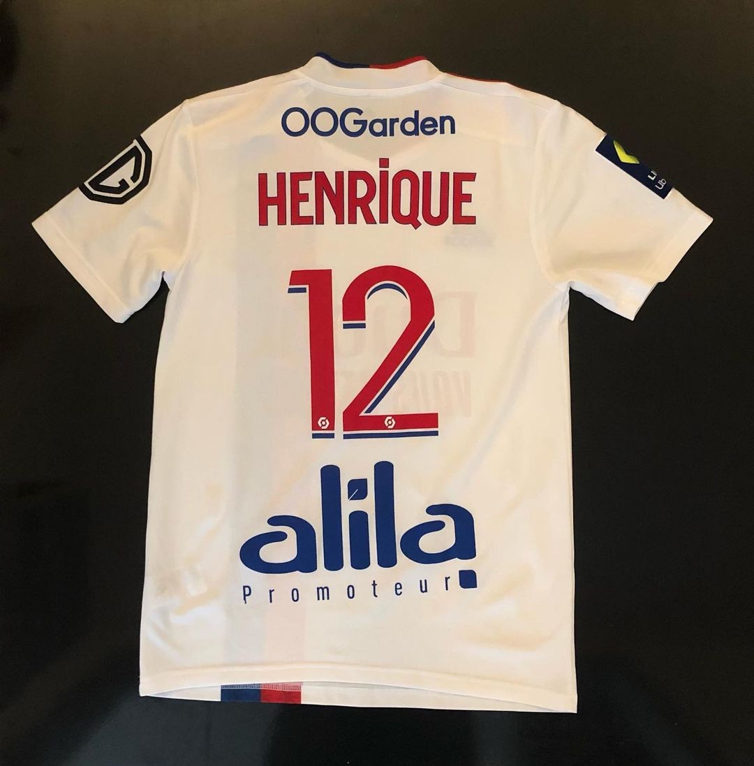 Olympique Lyonnais 21-22 Local 2