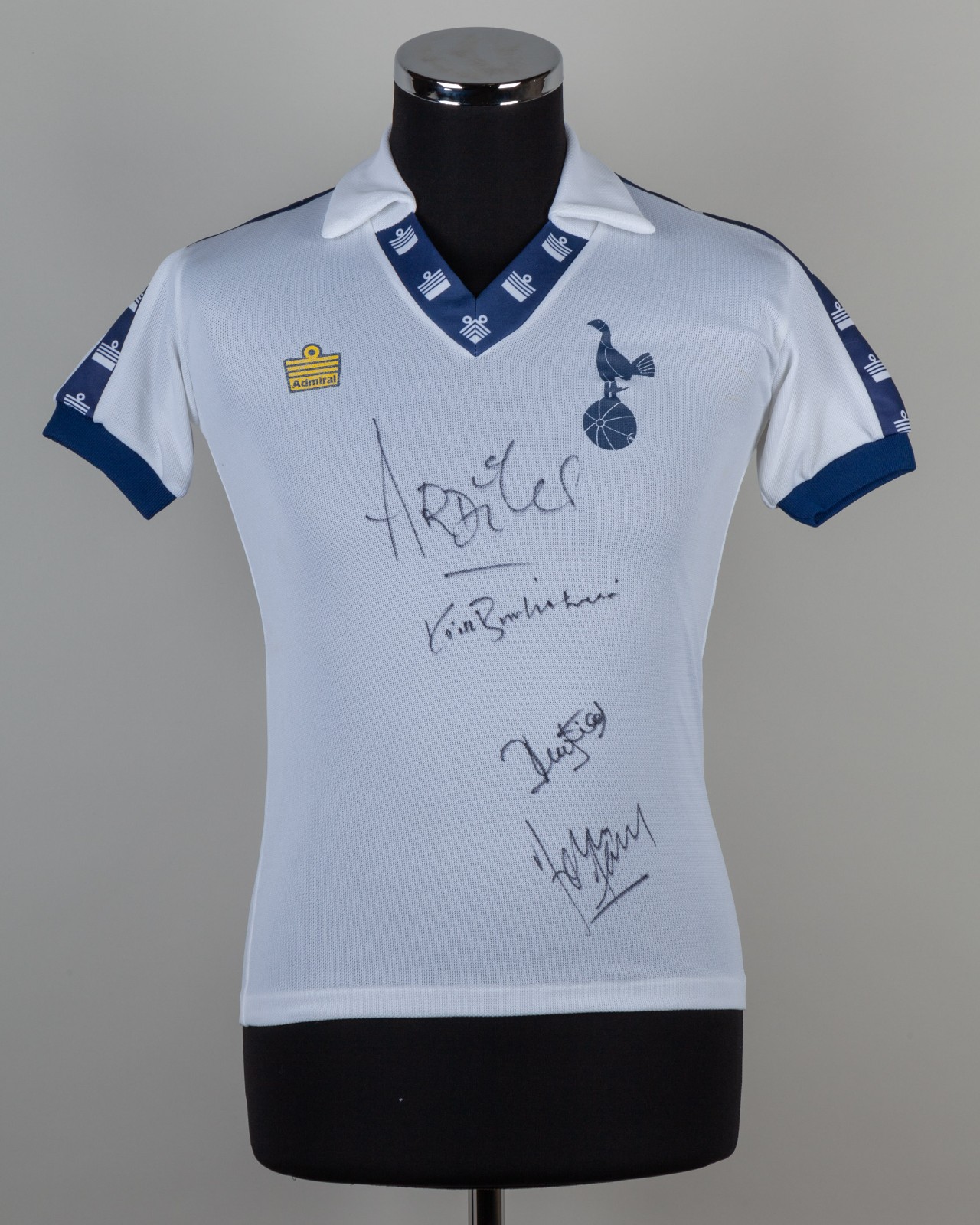 Tottenham Hotspur 79-80 Local 2
