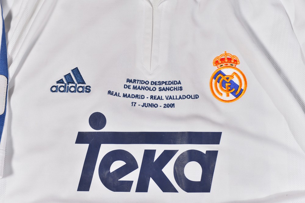 Real Madrid 00-01 Local 3
