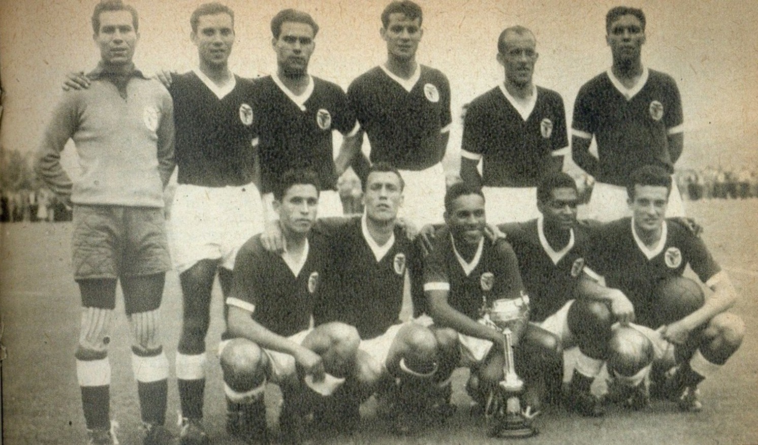 Primera equipación de Benfica 1948-49