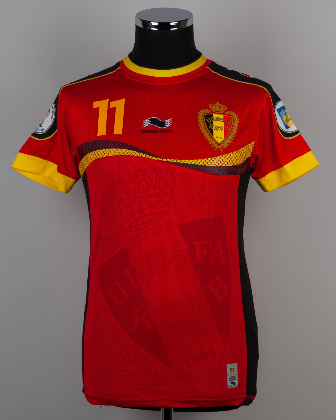 Primera equipación de Bélgica 2012