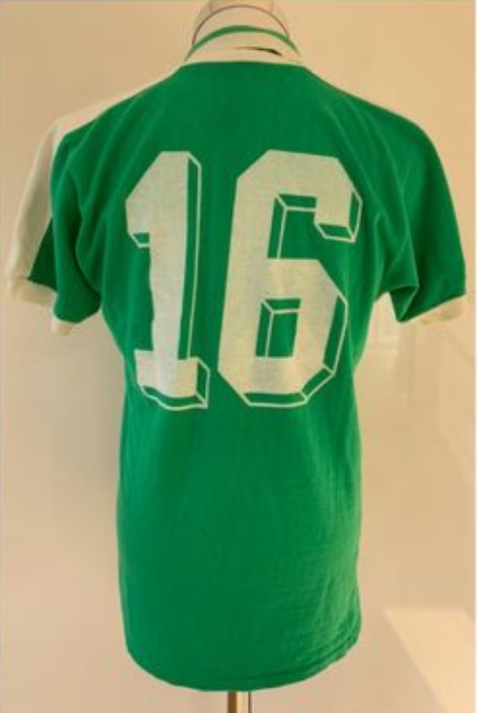 Werder Bremen 82-83 Local 3