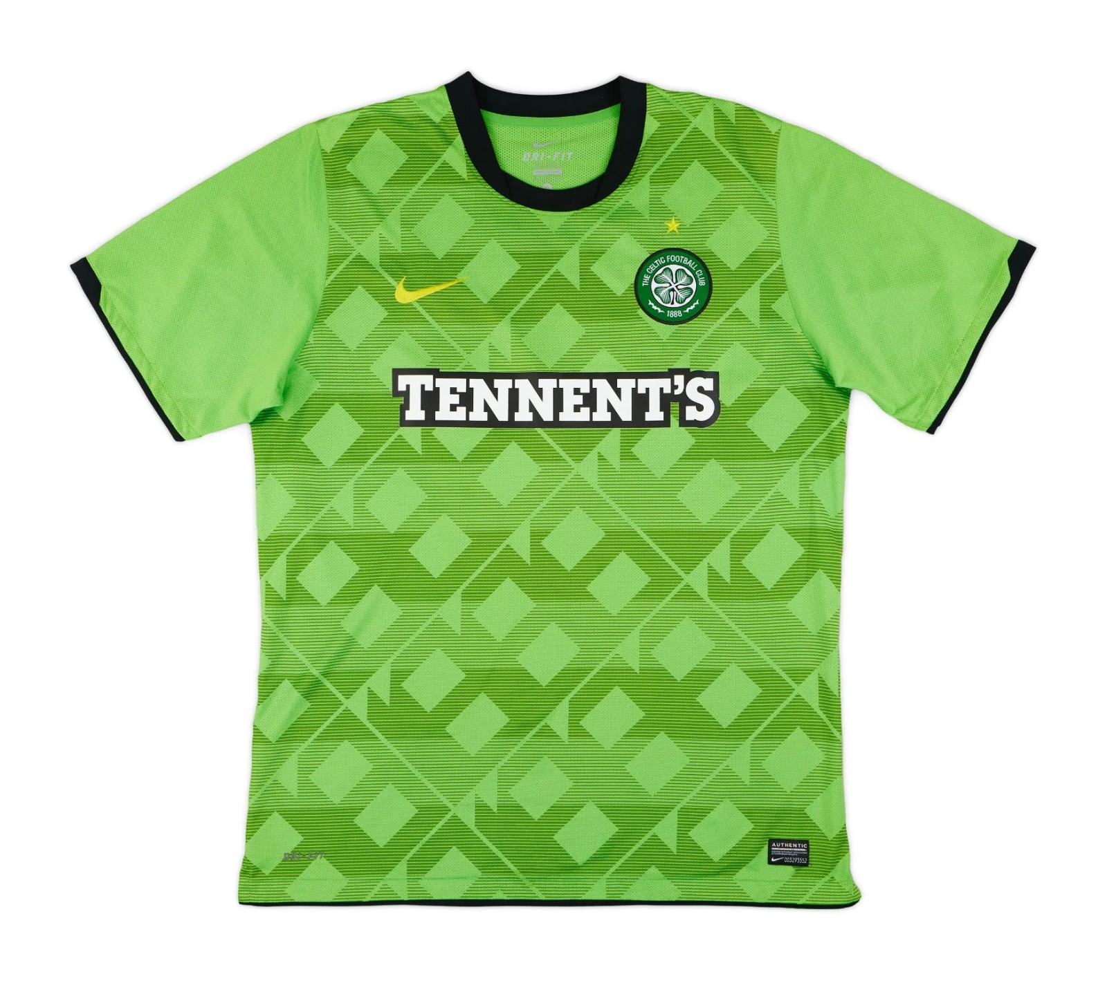 Celtic FC 10-11 Visitante 3