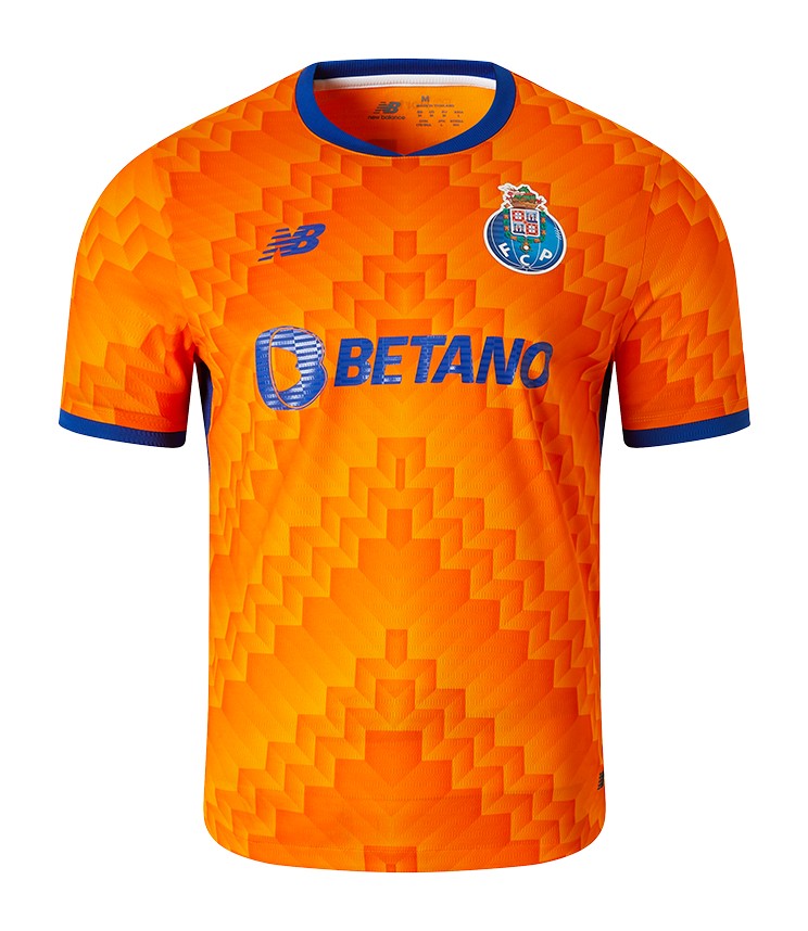 Segunda equipación de Oporto 24-25