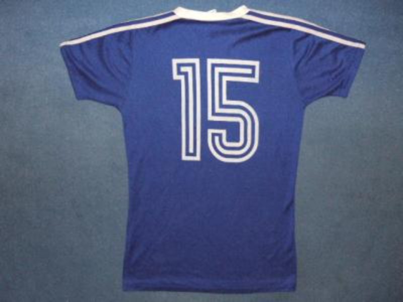 Schalke 04 76-77 Local 3