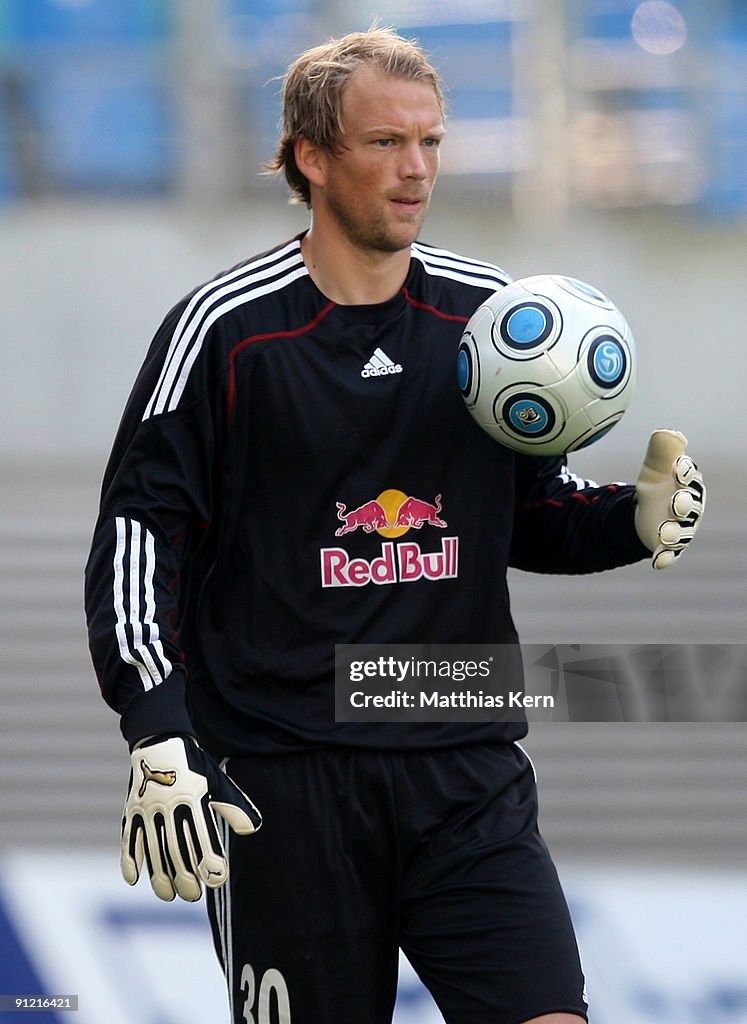 RB Leipzig 09-10 Portero 2