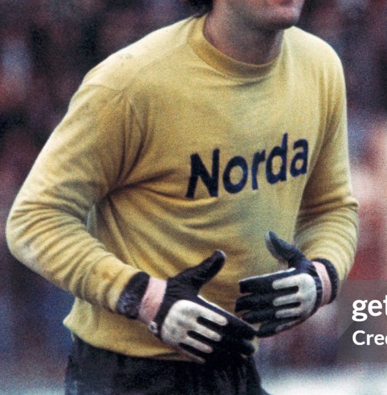 Equipación de portero de Werder Bremen 76-77