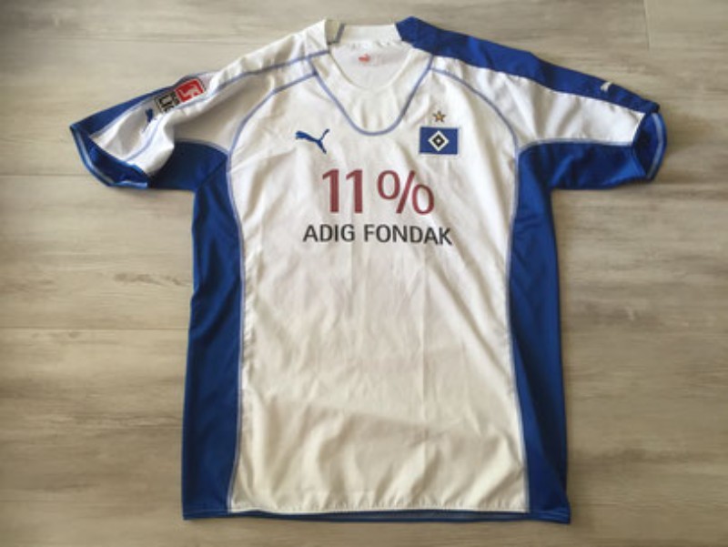 Primera equipación de Hamburgo 05-06