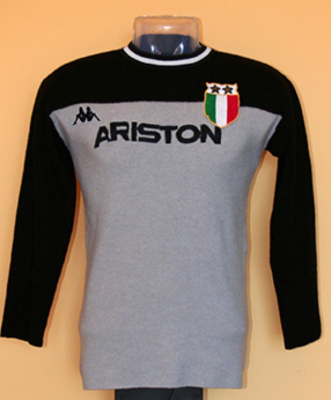 Equipación de portero de Juventus 82-83