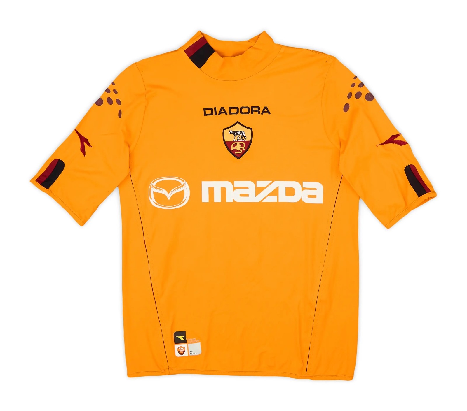 Tercera equipación de Roma 03-04