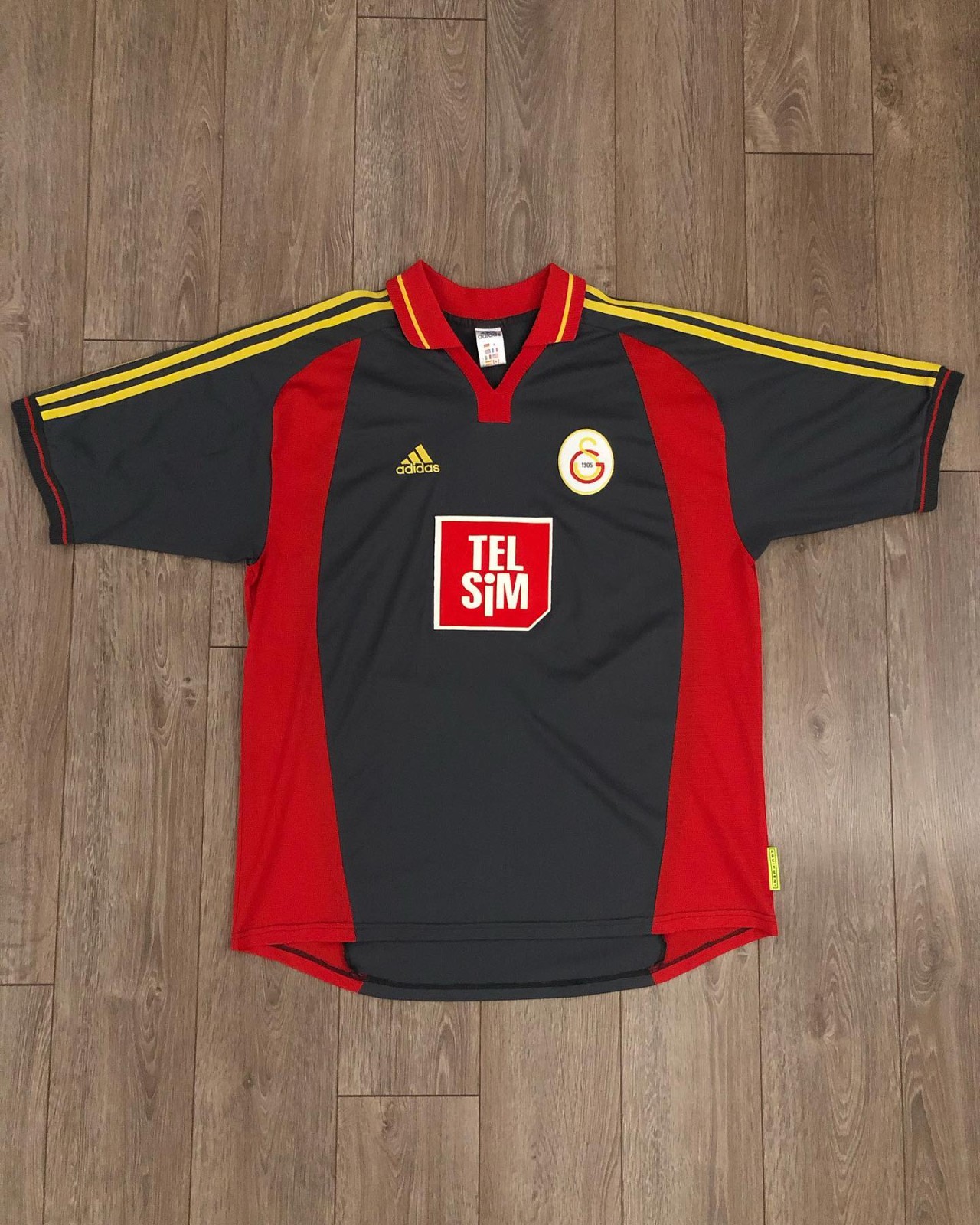 Galatasaray 00-01 Visitante 3