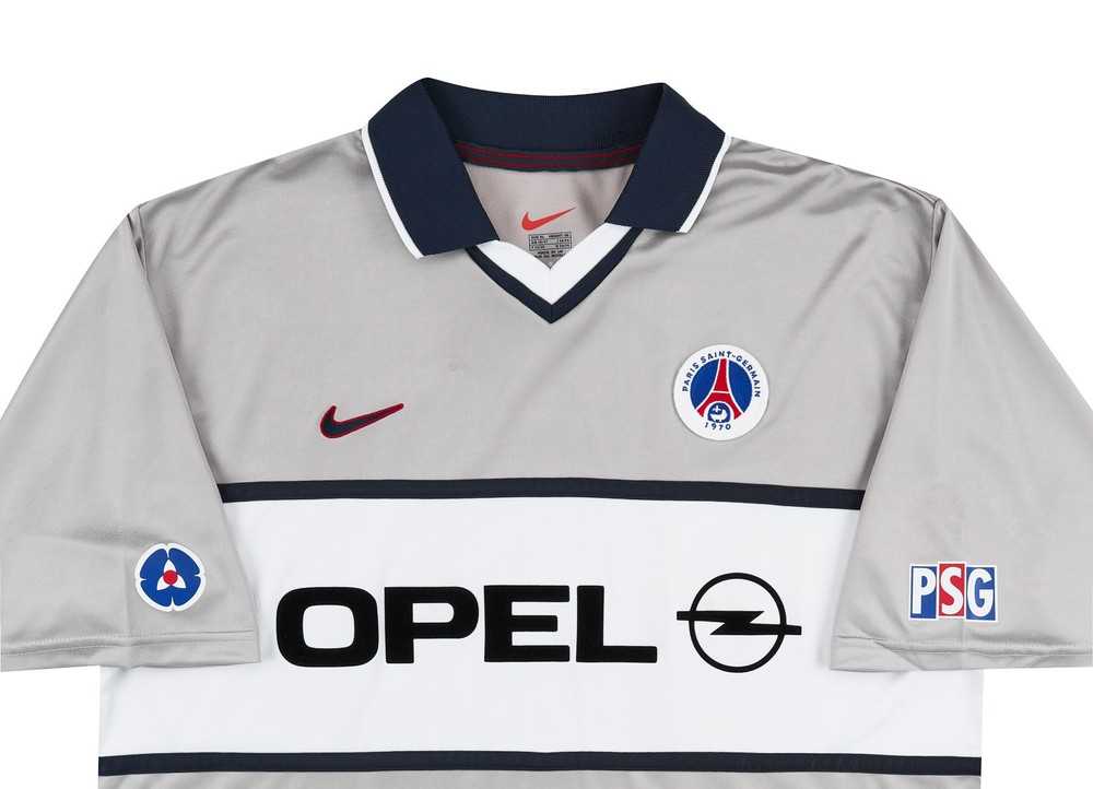 Paris Saint-Germain 99-00 Visitante 2