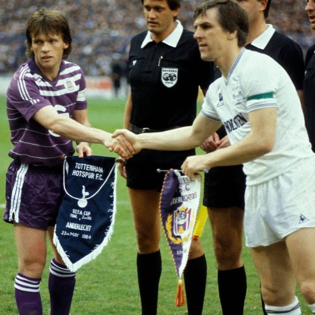 RSC Anderlecht 84-85 Visitante 4