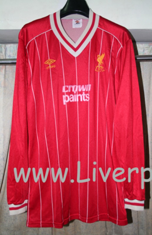 Primera equipación de LiverpoolFC 82-83