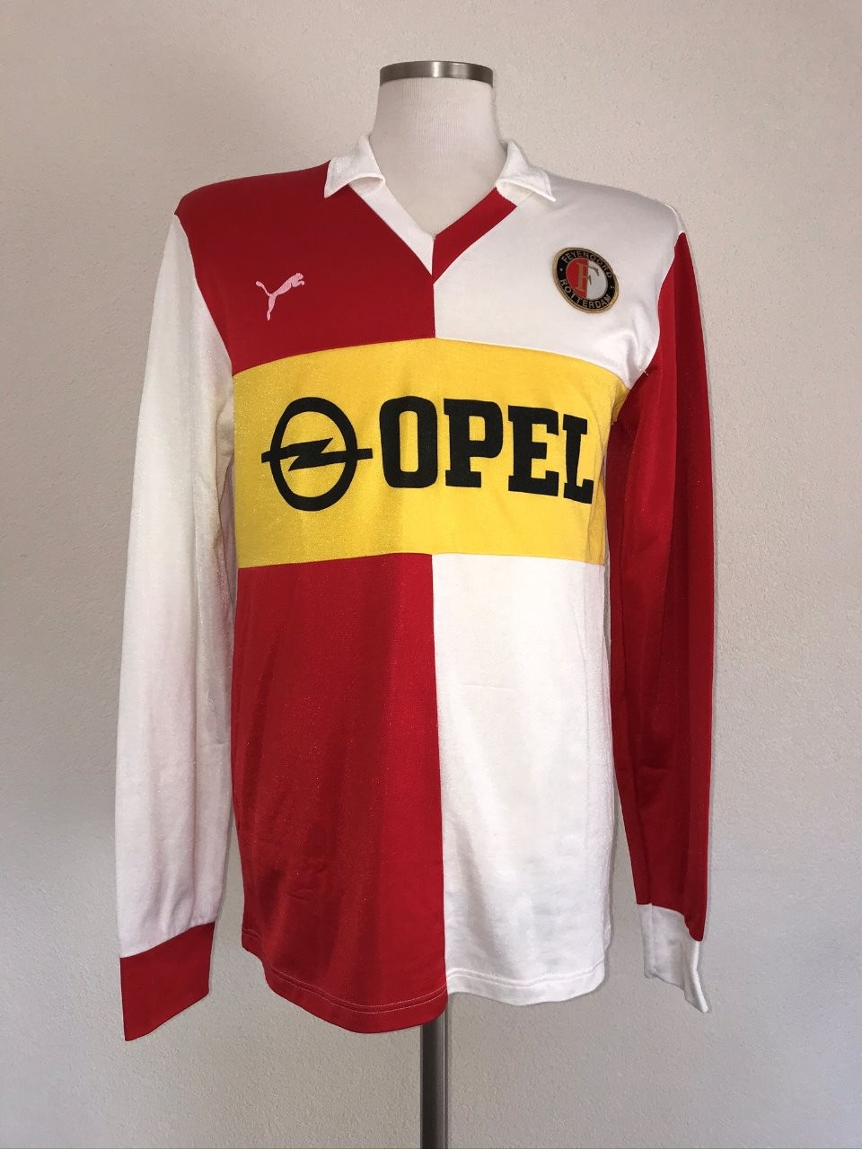 Primera equipación de Feyenoord 86-87