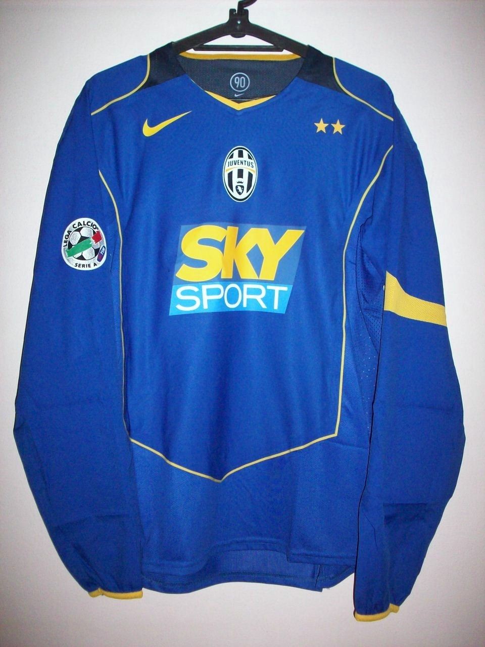 Juventus FC 04-05 Tercera 2