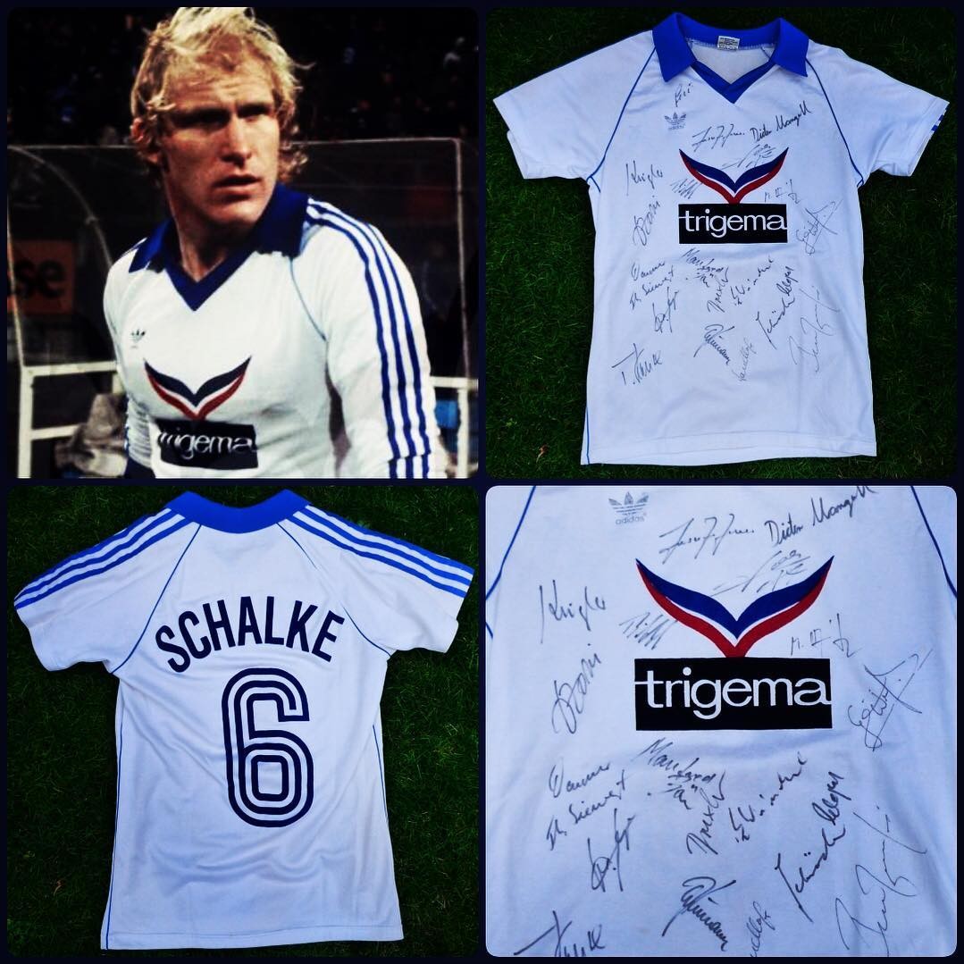 Schalke 04 80-81 Visitante 4