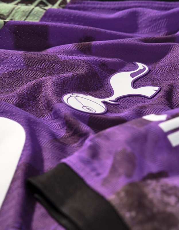Tottenham Hotspur 21-22 Tercera 3