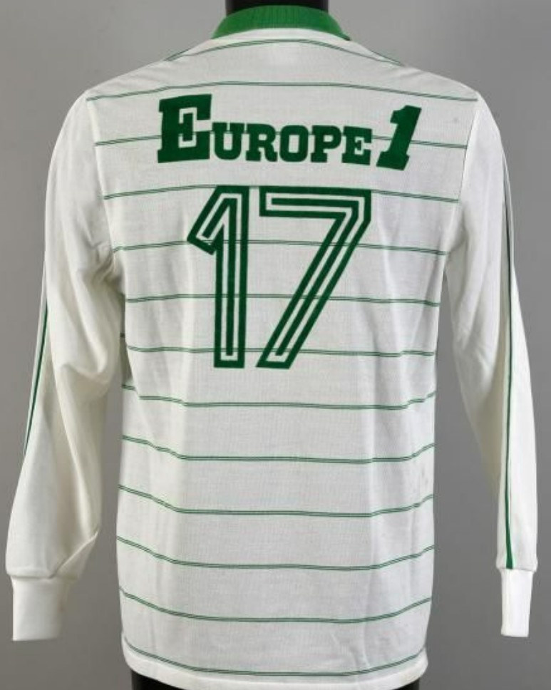 FC Nantes 85-86 Visitante 2