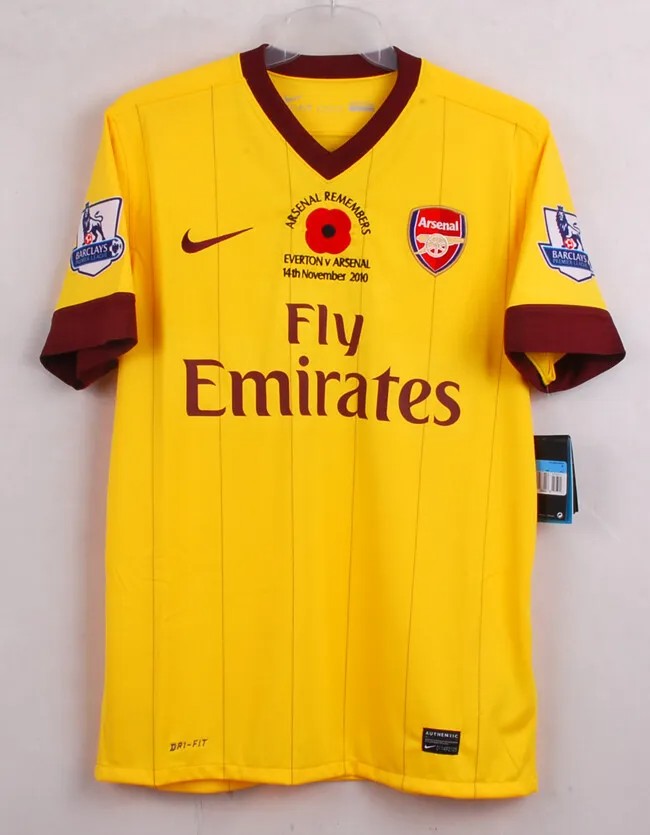 Segunda equipación de Arsenal 10-11