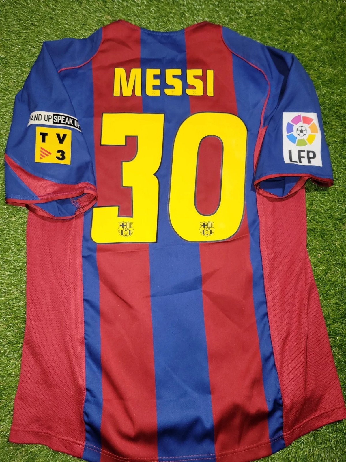 FC Barcelona 04-05 Local 3