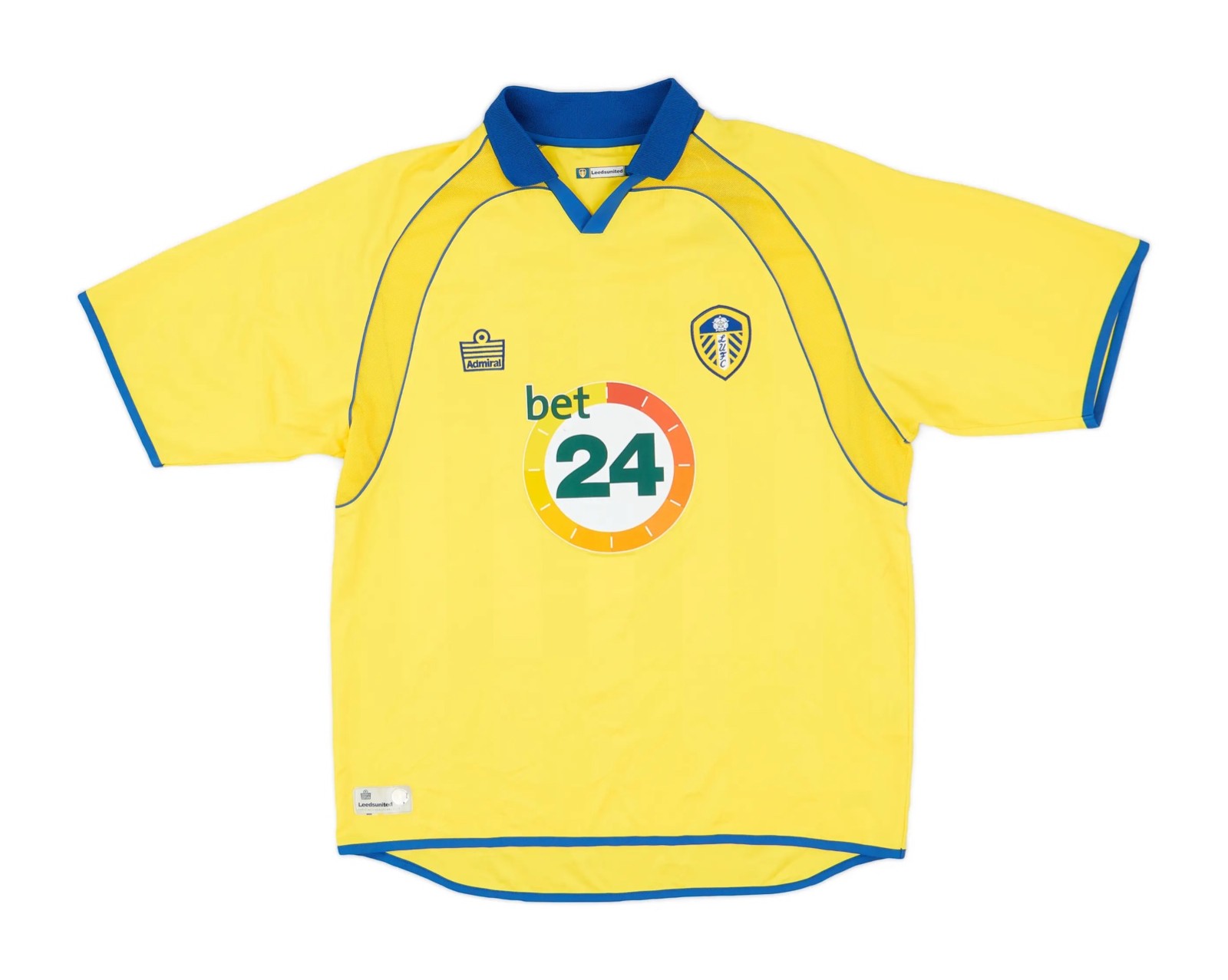 Segunda equipación de Leeds 06-07