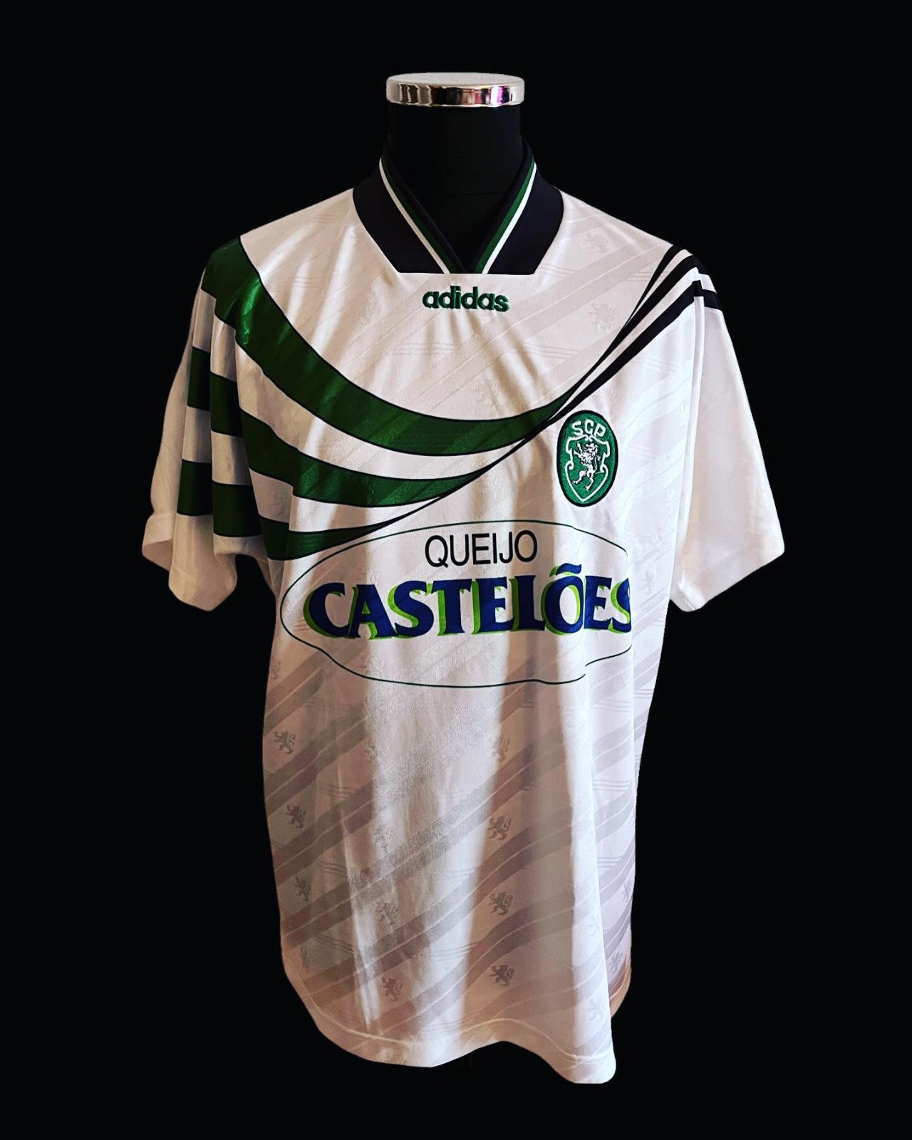 Tercera equipación de Sporting de Portugal 94-95