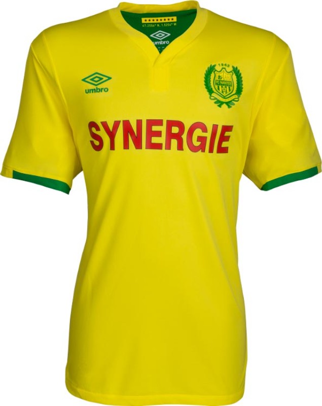 Primera equipación de Nantes 16-17