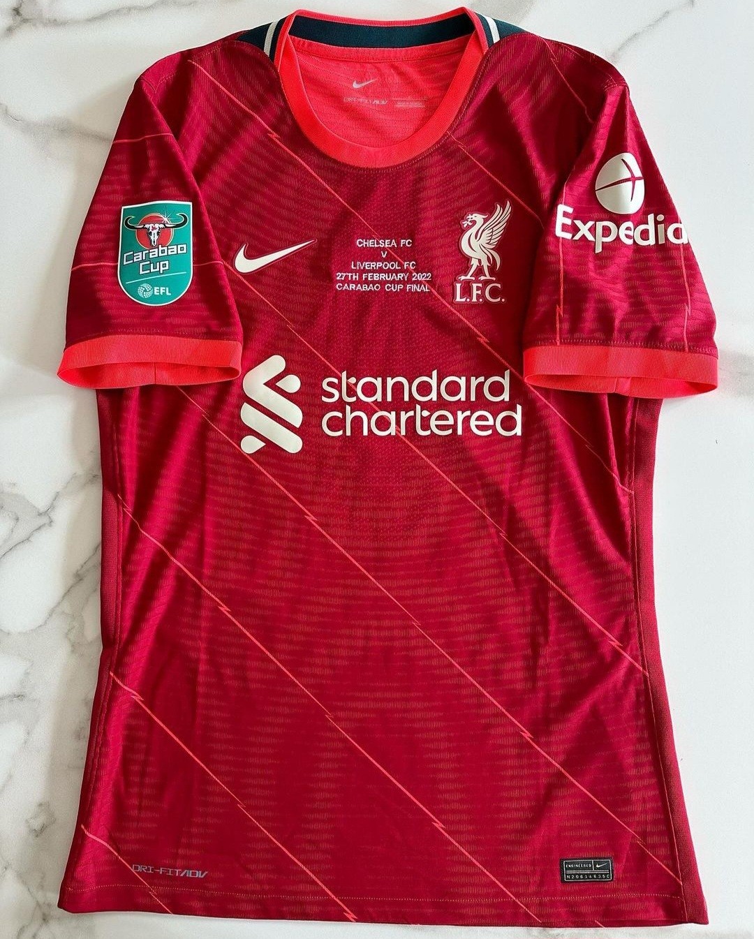 Equipación especial de LiverpoolFC 21-22