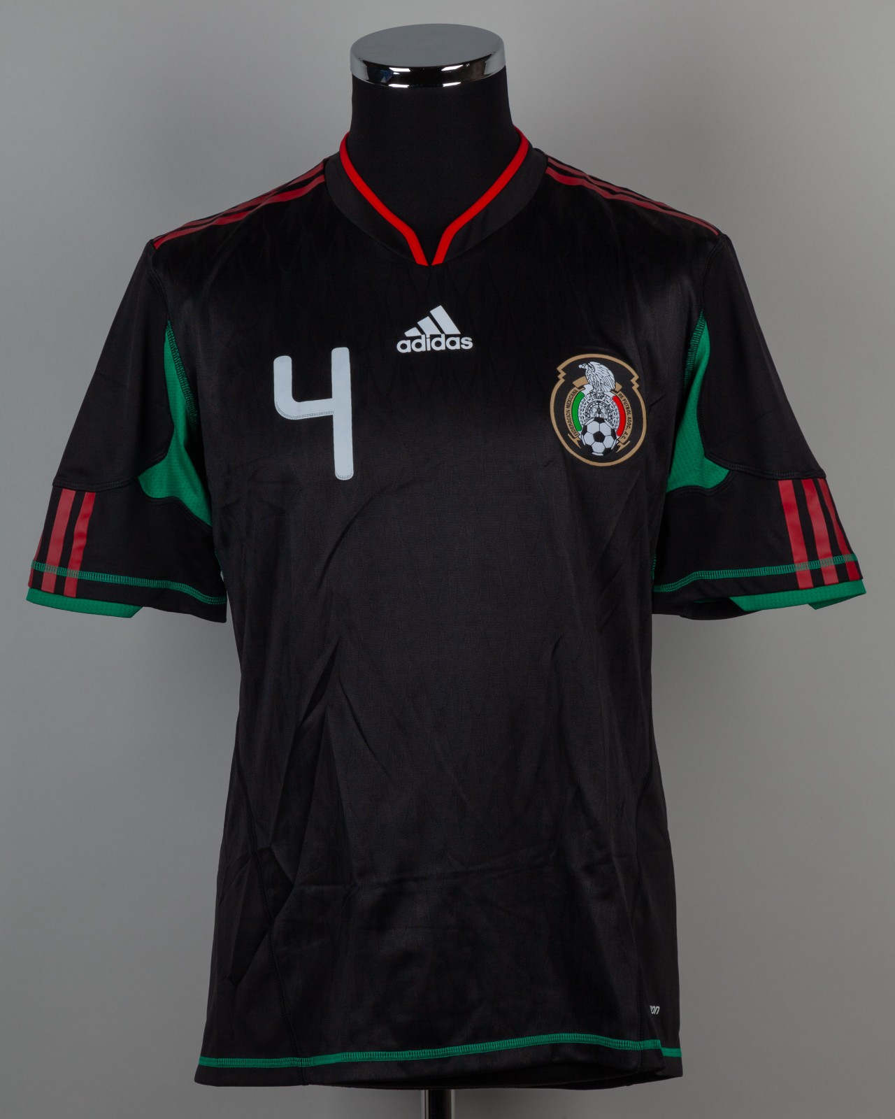 México 2010 Visitante 3