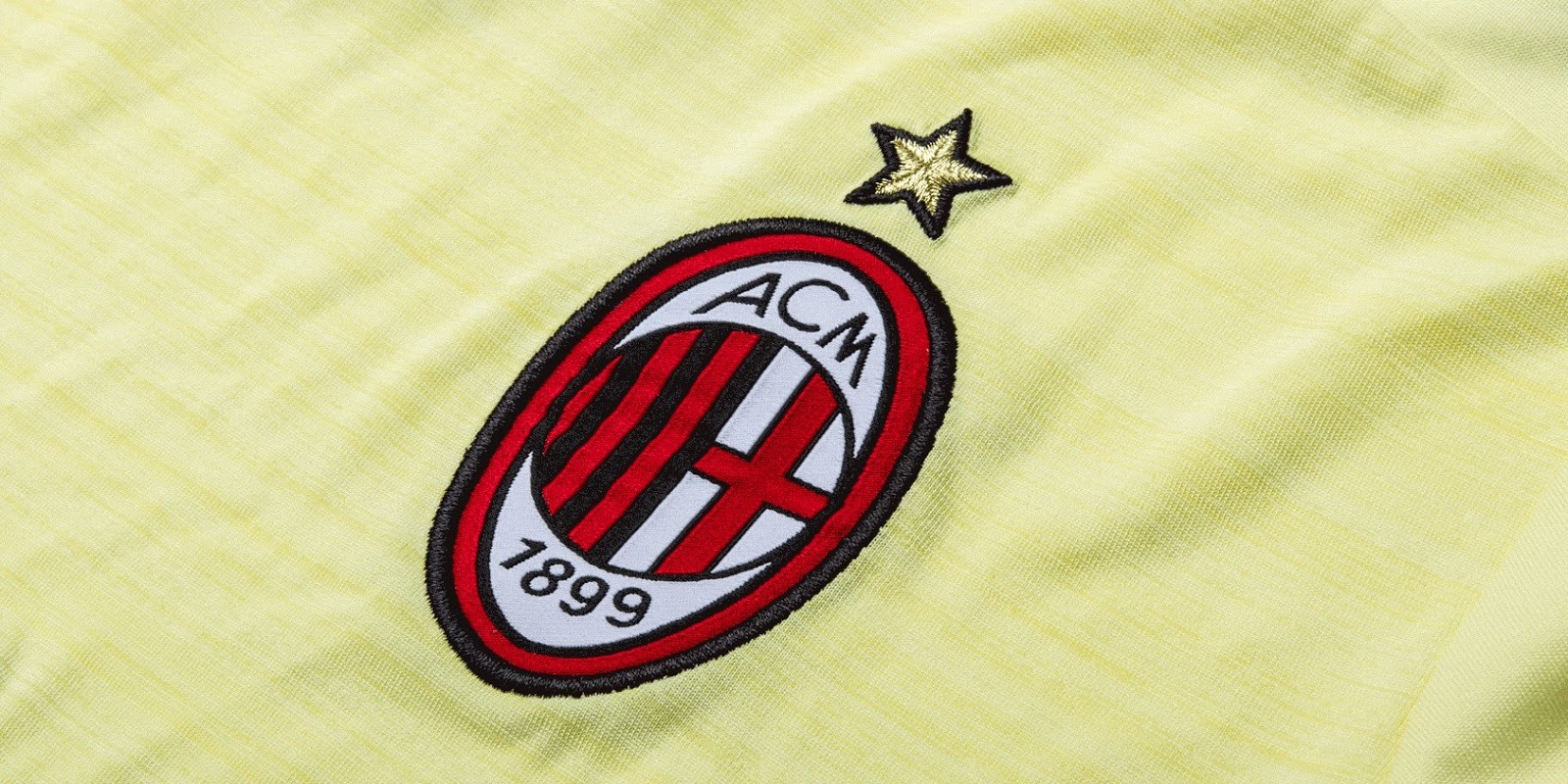 AC Milan 14-15 Tercera 3