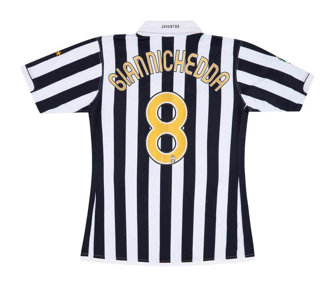 Juventus FC 06-07 Local 3
