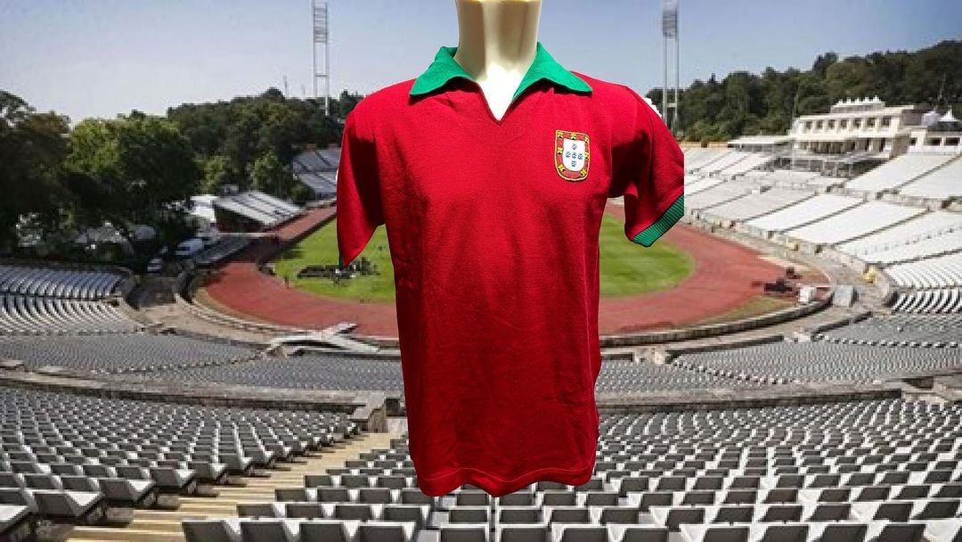Primera equipación de Portugal 1972
