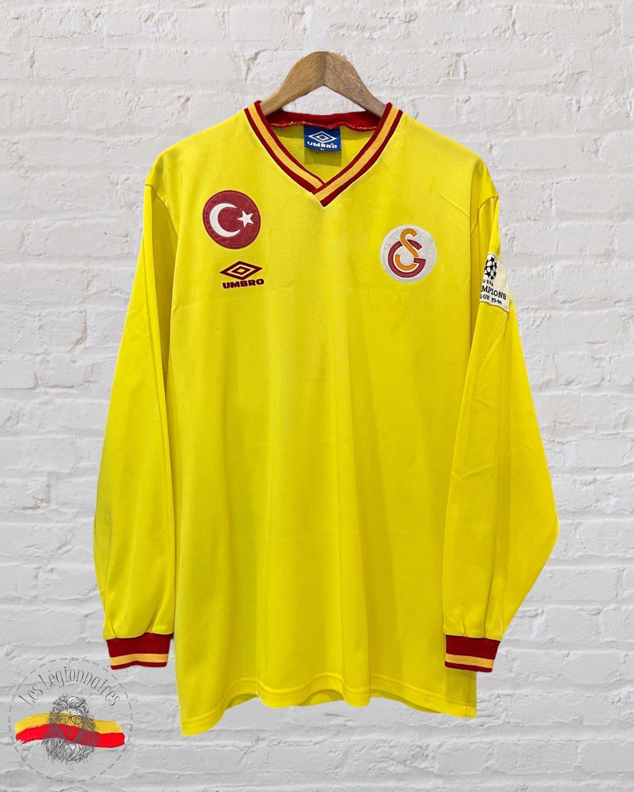Galatasaray 93-94 Visitante 3