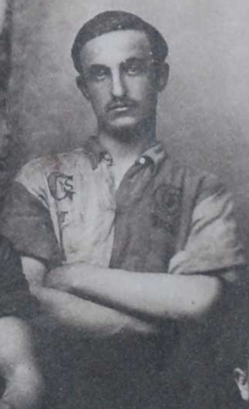 Primera equipación de Galatasaray 1909-10