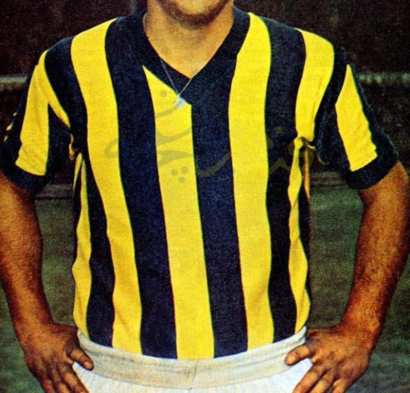 Primera equipación de Fenerbahçe 70-71
