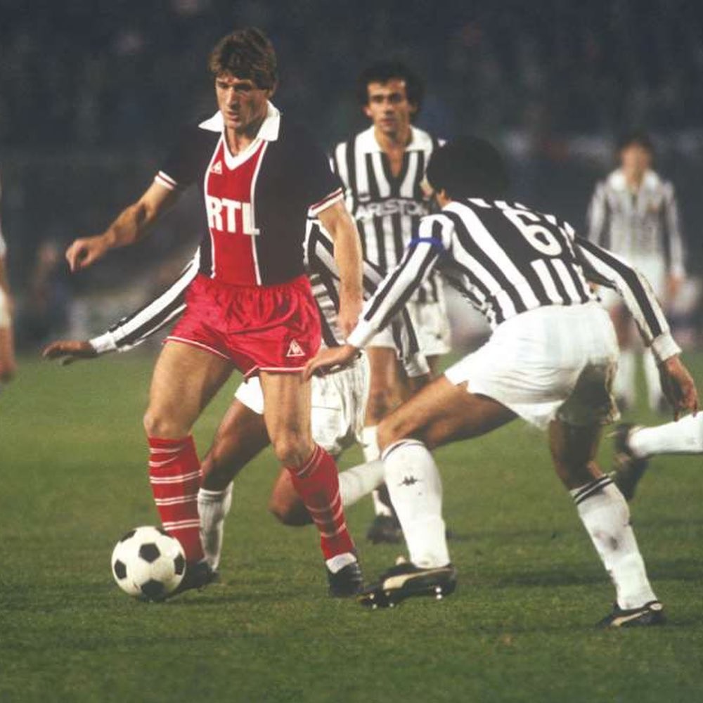 Paris Saint-Germain 83-84 Visitante 4