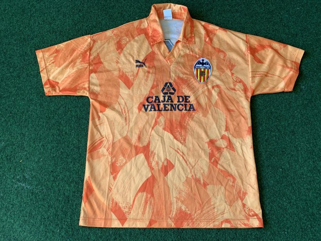Tercera equipación de Valencia 91-92